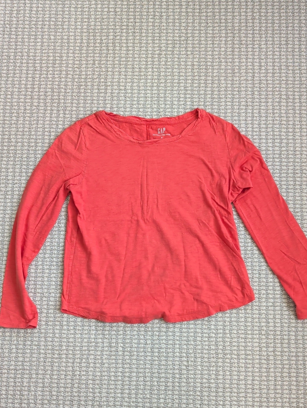 GAP Coral Long Sleeve Crewneck Tee
